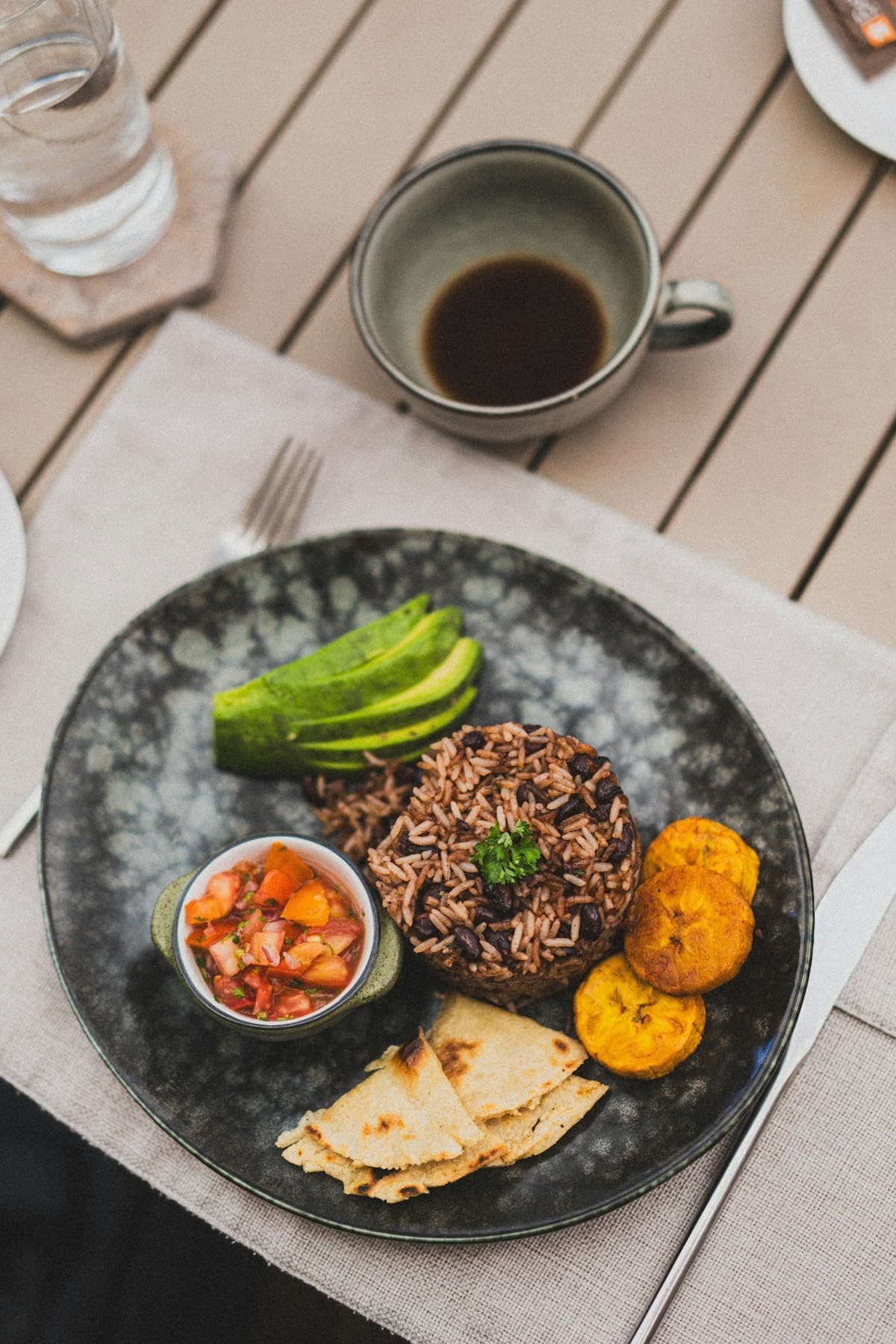 Typisches Essen in Costa Rica: Gallo Pinto, Casado und Essenszeiten